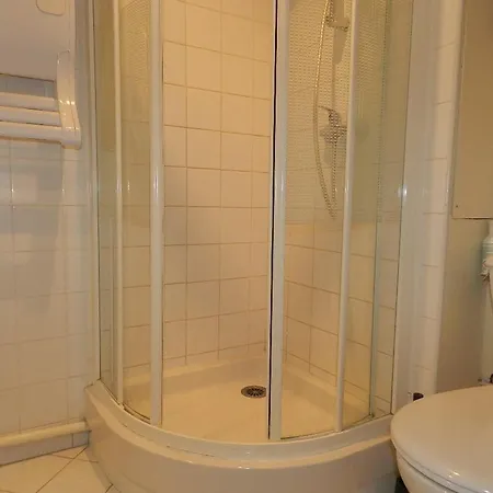 Renove Avec Acces Plage, Piscine Et Tennis - - Fr-1-251-730 Bormes-les-Mimosas