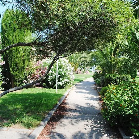 Renove Avec Acces Plage, Piscine Et Tennis - - Fr-1-251-730 Bormes-les-Mimosas